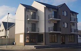 Apartament 8 Budiu